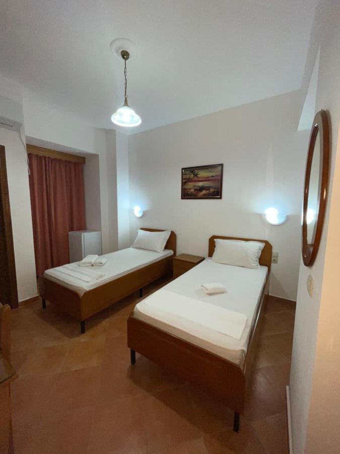 Hotel Rai Sarande Exterior photo