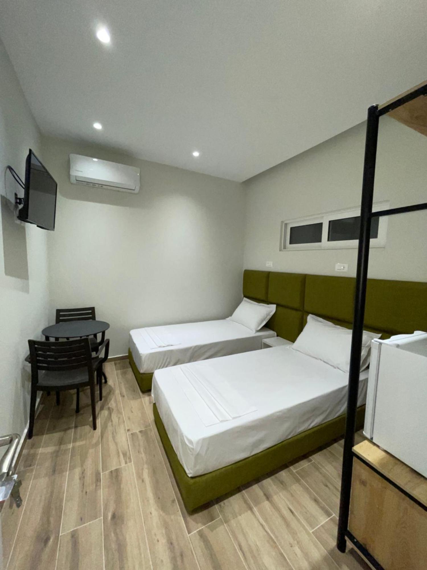 Hotel Rai Sarande Exterior photo